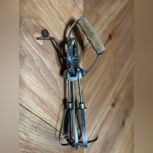 Vintage Handheld Egg Beater stainless steel Made in the USA